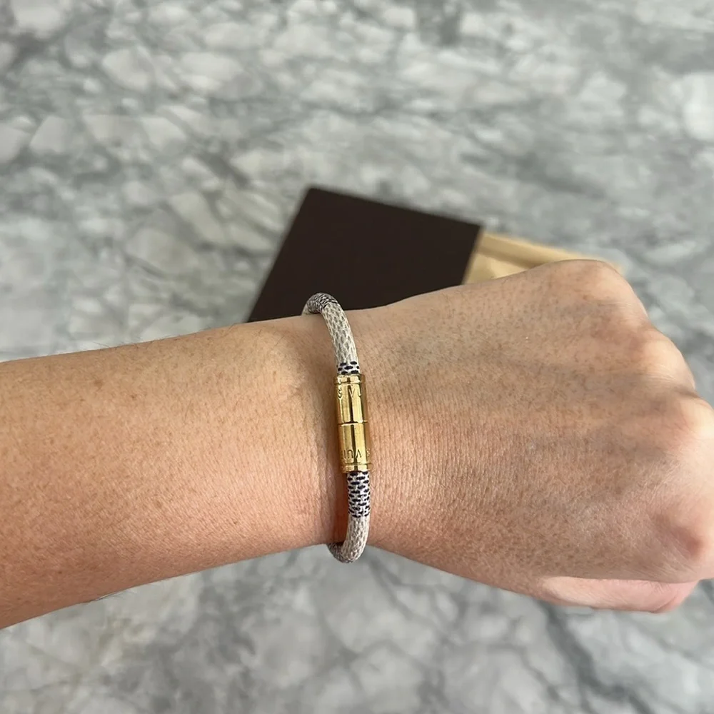 Louis Vuitton keep it damier leather bracelet - Picture 9 of 9